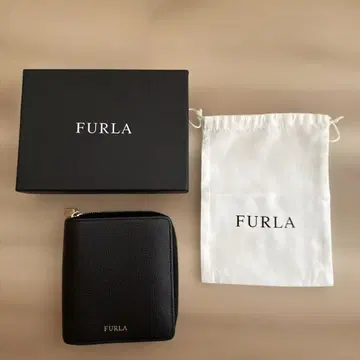 FURLA 이단 접이식 지갑