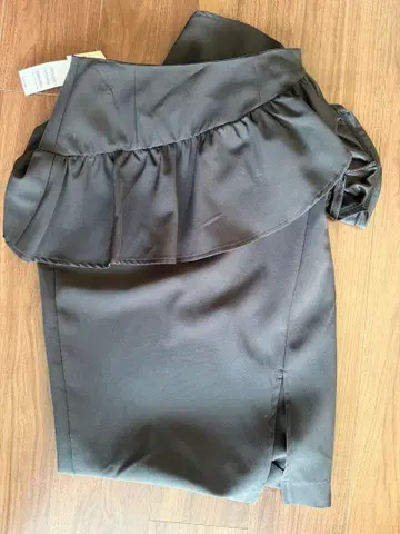 ROYALPARTY THE STYLE SHOP 블랙 타이트 스커트