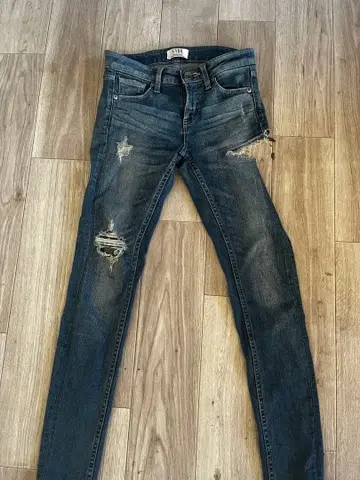 GYDA 데미지 가공 스키니 데님