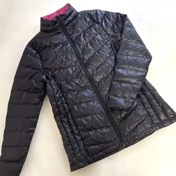 블랙 다운 자켓 ( 핑크 안쪽 )