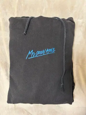 Mr.GREEN APPLE 후드티 블랙