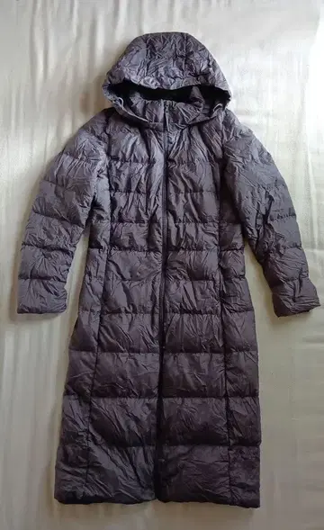 울트라 라이트 다운 롱 코트