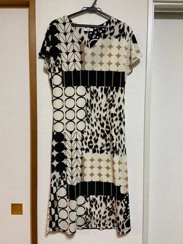 에제리 반팔 롱 저지 원피스