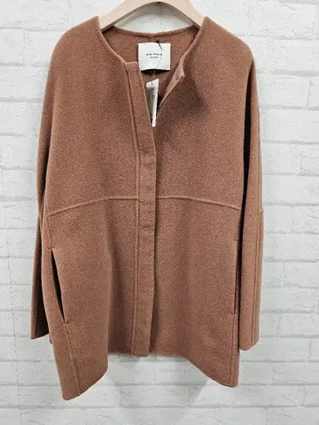 미사용 새상품 택 포함 어반 리서치 울 코트