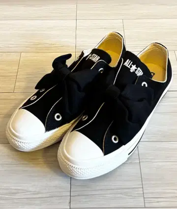 미사용 새상품 컨버스 올스타 리본 로우컷 스니커즈 블랙 24cm