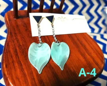 [ 핸드메이드 귀걸이 ] A-4 민트 그린 큐빅 스타일리쉬