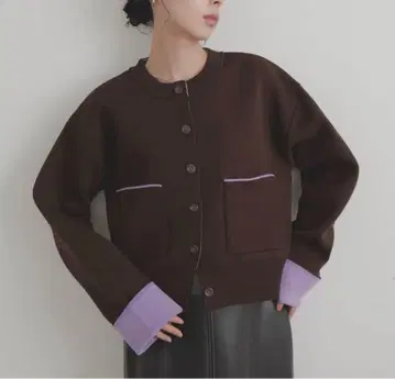 LIAN 같은 형태 바이컬러 니트 가디건 브라운