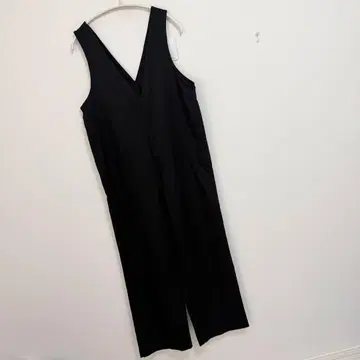 리베리 V넥 살로펫