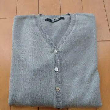 Le Verseaunoir 울 가디건