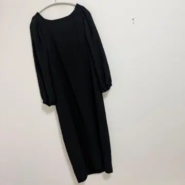 아파트바이 C* 자카드 스퀘어 퍼프 원피스