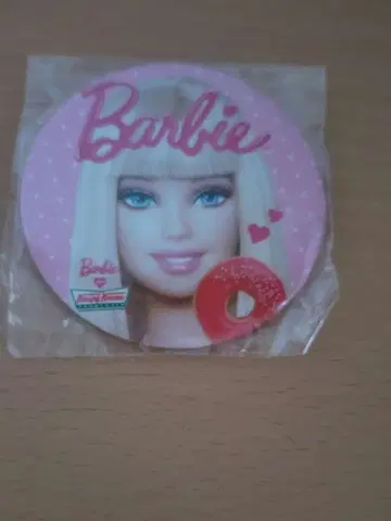 바비 캔뱃지 새상품 크리스피 크림 도넛 콜라보 레어