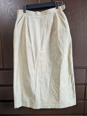 [ 어반 리서치 도어스 ] 타이트 스커트