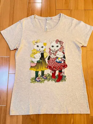 유니클로 UNIQLO 히구치 유코 T셔츠