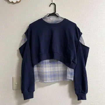 [ idem ] 레이어드 컷오프 맨투맨 시어 탑 세트 네이비