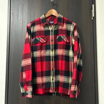 patagonia 체크 무늬 플란넬 셔츠 M 사이즈