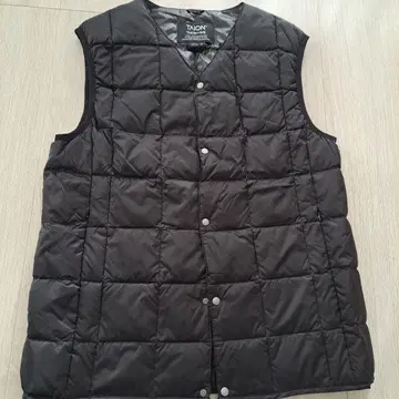 TAION 블랙 슬리브리스 베스트 S