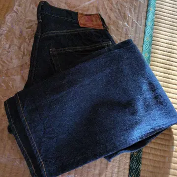 UL.OS x TCBJEANS 콜라보 청바지