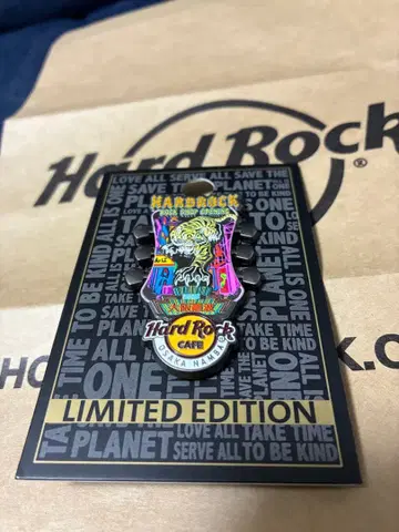 하드 록 카페 오사카 난바 한정판 핀 배지 하드 록 카페