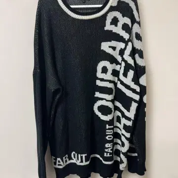 로고 오버사이즈 니트 L 사이즈