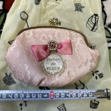 미사용 메종 드 플뢰르 가마구치 파우치