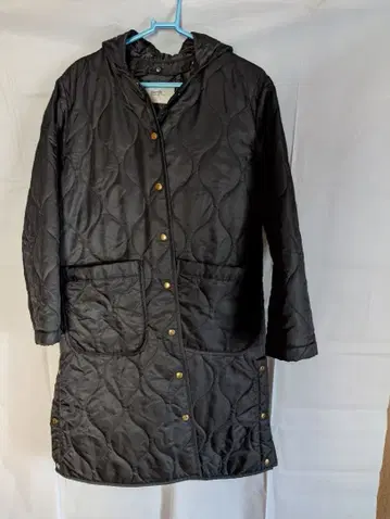 earth 블랙 퀼팅 롱 코트