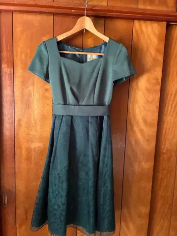 호코모모라 포멀 드레스 M 사이즈