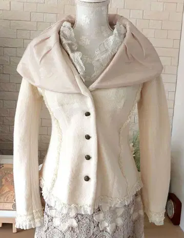 타프타 라메 레이스 사용 압축 니트 자켓