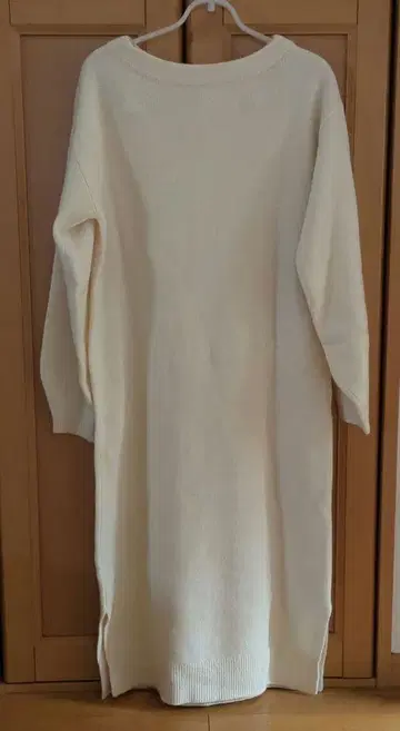 니트 원피스 화이트 로페
