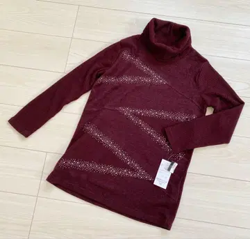 새상품 택 포함 여성복 보르도 니트