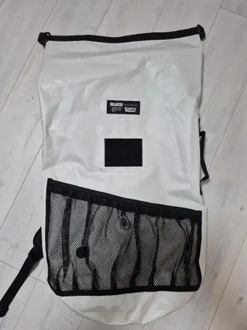 미사용품 BLUCO 백팩 화이트 방수