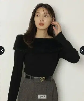 [ 새상품 ] 퍼리 오프숄더 니트 저스길리티 블랙