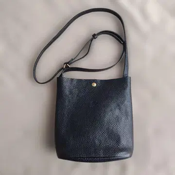 IL BISONTE 일비종떼 버킷형 숄더백