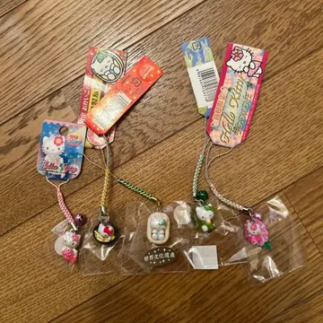 헬로키티 참 포함 스트랩 5세트