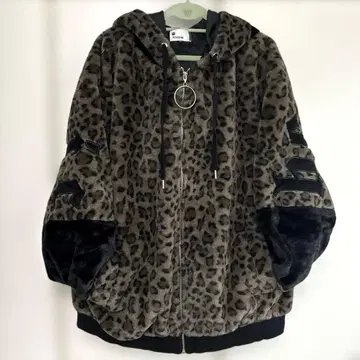 레오파드 무늬 플리스 자켓 후드 부착