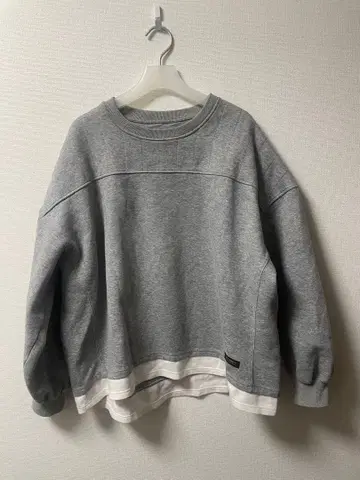 타이트 부스 맨투맨