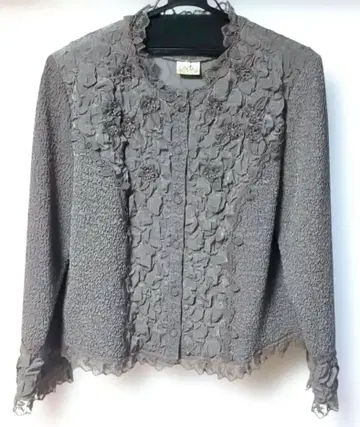 새상품급 BIBI TOKYO 꽃무늬 긴팔 겉옷 13호