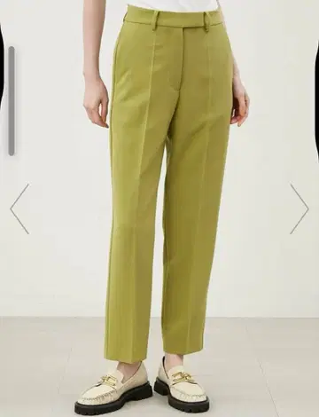 [ 새상품급 ] 미라 오웬 뒷밴딩 센터 프레스 테이퍼드 팬츠