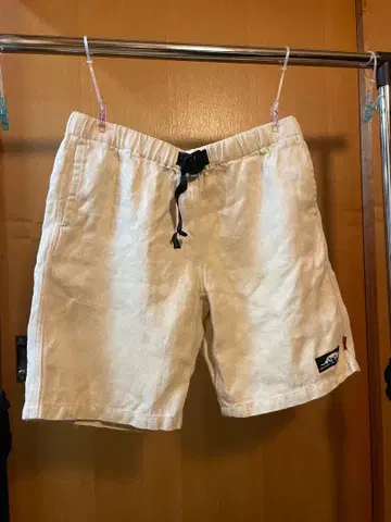 WILD THINGS 베이지 숏팬츠