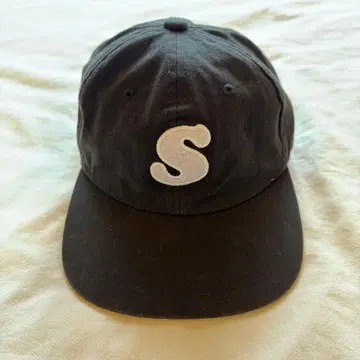 SILAS 블랙 캡 S 자수