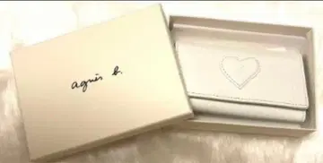 에네스베 키케이스 화이트