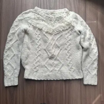 [리즈리사] 화이트 레이스 포함 케이블 니트 긴팔