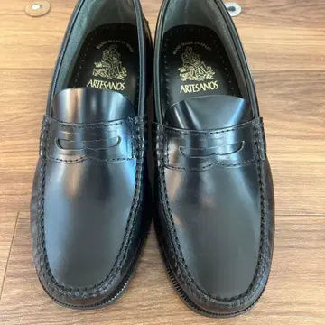 ARTESANOS 블랙 로퍼 38