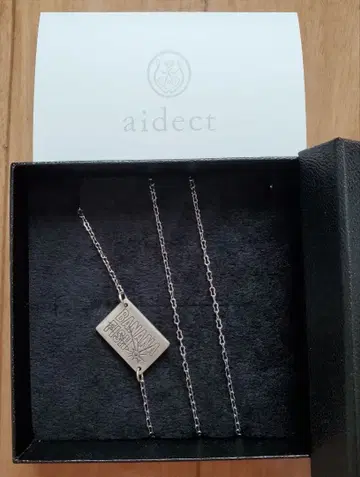 [ 레어 ] BANANA FISH 목걸이 실버