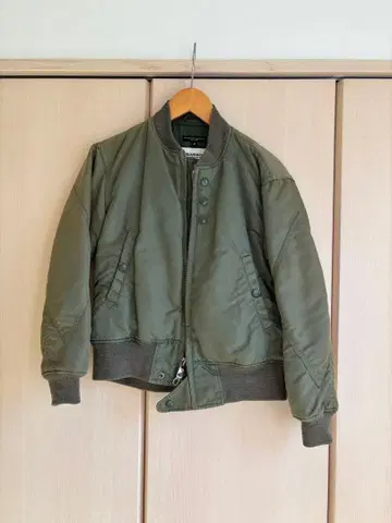 BEAMS BOY 엔지니어드 가먼츠 MA-1 자켓