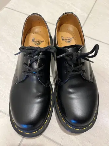 닥터마틴 3홀 UK5 24cm 블랙
