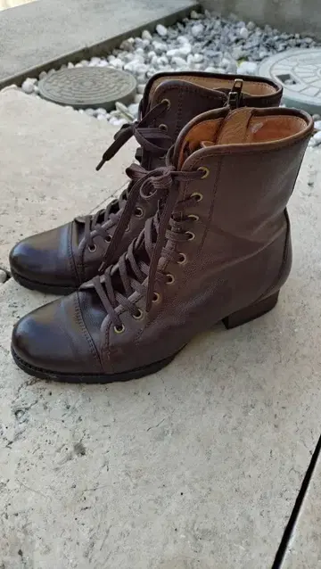 REGAL 다크 브라운 레이스업 부츠