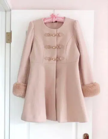 SALE evelyn 에블린 턱 비트 코트 핑크 코트