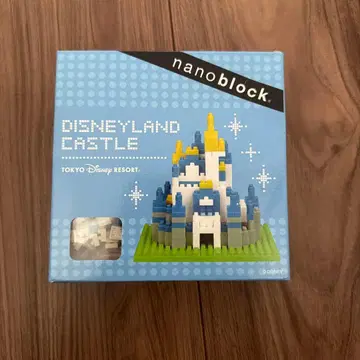 디즈니랜드 성을 재현한 나노블록