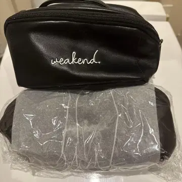 위켄드. 블랙 지퍼 파우치 미사용
