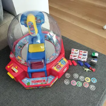 타카라토미 토미카 뽑기 게임